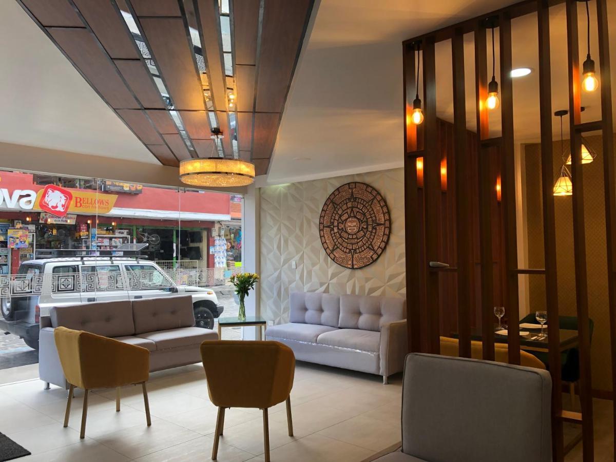 Hotel Makroz Latacunga Buitenkant foto