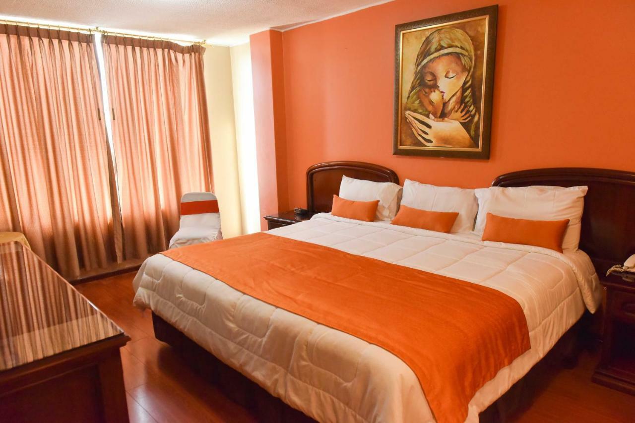 Hotel Makroz Latacunga Buitenkant foto