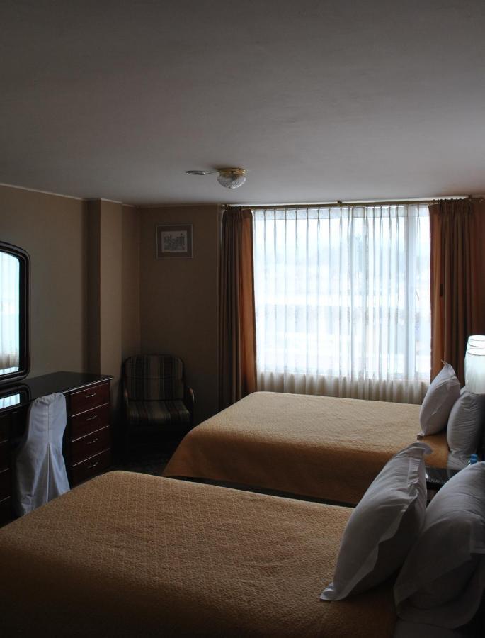 Hotel Makroz Latacunga Buitenkant foto