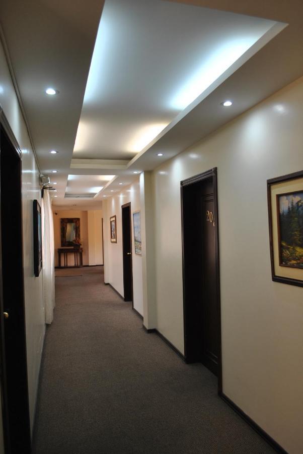 Hotel Makroz Latacunga Buitenkant foto